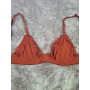 🤑 5/$10 NWOT Aerie Unlined Bra 32B